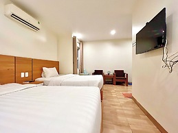 Dragon Airport Hotel