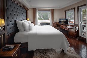 Paradise Elegance Cruise
