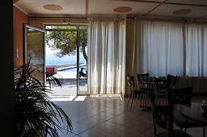 Nora Hotel