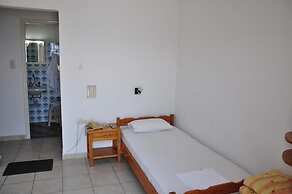 Nora Hotel