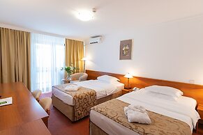 Hotel M