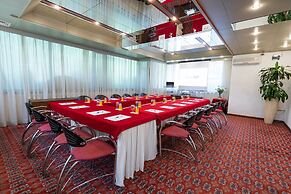 Hotel M
