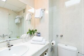 Hotel M