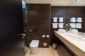 Hotel M