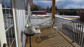 Lazy M Lodge
