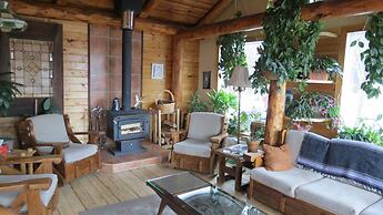 Lazy M Lodge