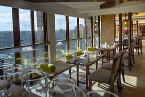 The Concord Hotel And Suites