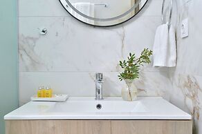 Pharos Rooms