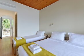 Pharos Rooms