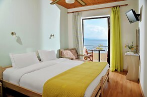 Pharos Rooms