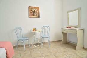 Pharos Rooms