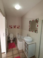 Rene's Guest House