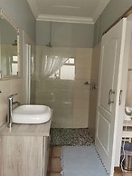 Rene's Guest House