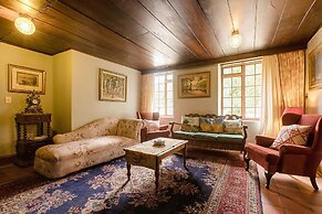 Portland Manor