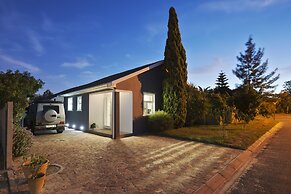 Cat's Eye Cottage