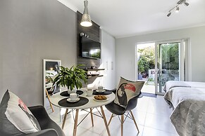 Cat's Eye Cottage