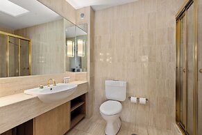 Charlesworth Bay Beach Resort