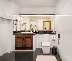 Kandyan Reach Hotel