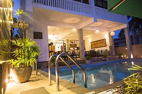 Sea World Boutique Hotel