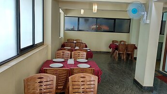 Betelnut Inn Mrkt by SPLENOR