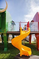 Blue Whale Resort