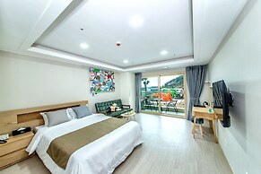 Blue Whale Resort