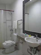 717 Cesar Place Hotel