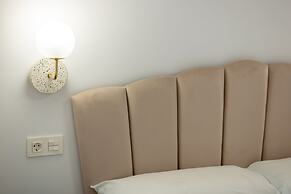 Oriente Suites