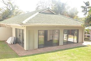 Coghlan Villa Guest House