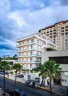 Hotel Shakey