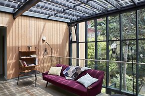 Eden Lodge Paris
