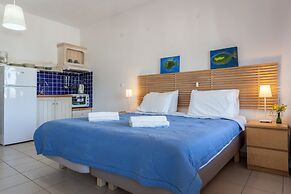 Thea Home Hotel by Booking Kottas