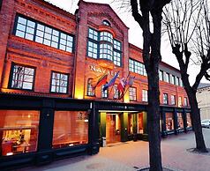 Navalis Hotel
