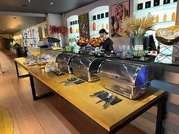 Navalis Hotel