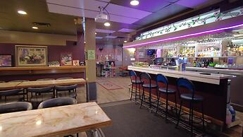 Sundre Motor Inn