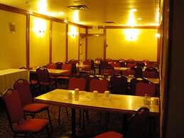Sundre Motor Inn