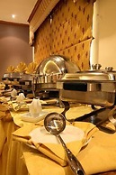 Capri Hotel Suites