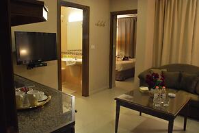 Capri Hotel Suites