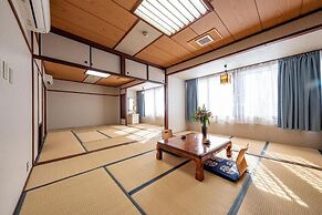 New Makomo Hotel