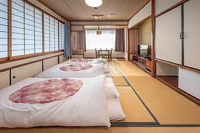 New Makomo Hotel