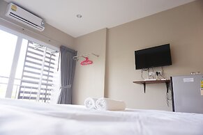 Chompu Nakarin Apartment