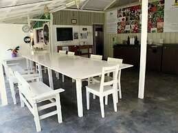 Moonriver Lodge