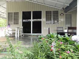 Moonriver Lodge