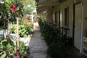 Moonriver Lodge