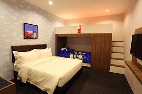 S Boutique Hotel