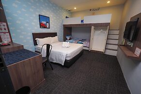 S Boutique Hotel