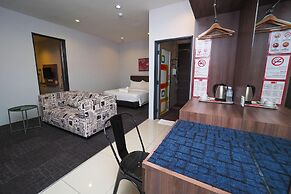 S Boutique Hotel