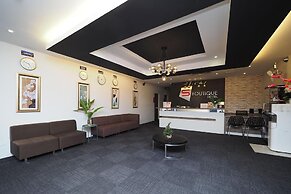 S Boutique Hotel