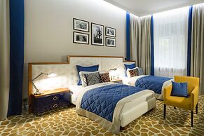 Mirax Sapphire Boutique Hotel