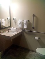 Cobblestone Hotel & Suites – Devils Lake